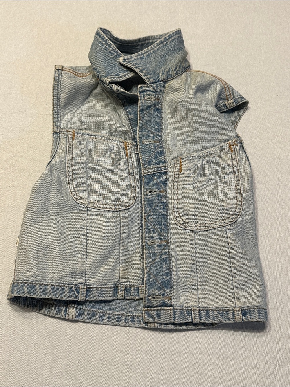 Banana Republic Vintage Light Wash Denim Vest 🔥🔥🔥 - Picture 5 of 6